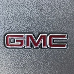 Meet your Posher, Misty